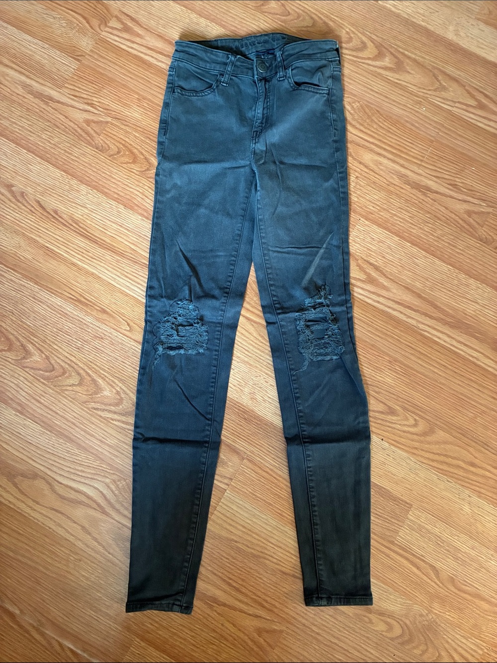 American Eagle Outfitters Black Skinny Ripped Jeans